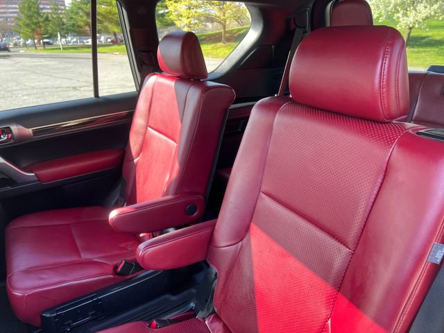 Used 2022 Lexus GX 460 Luxury w/ Sport Design Package AWD/4WD image 26