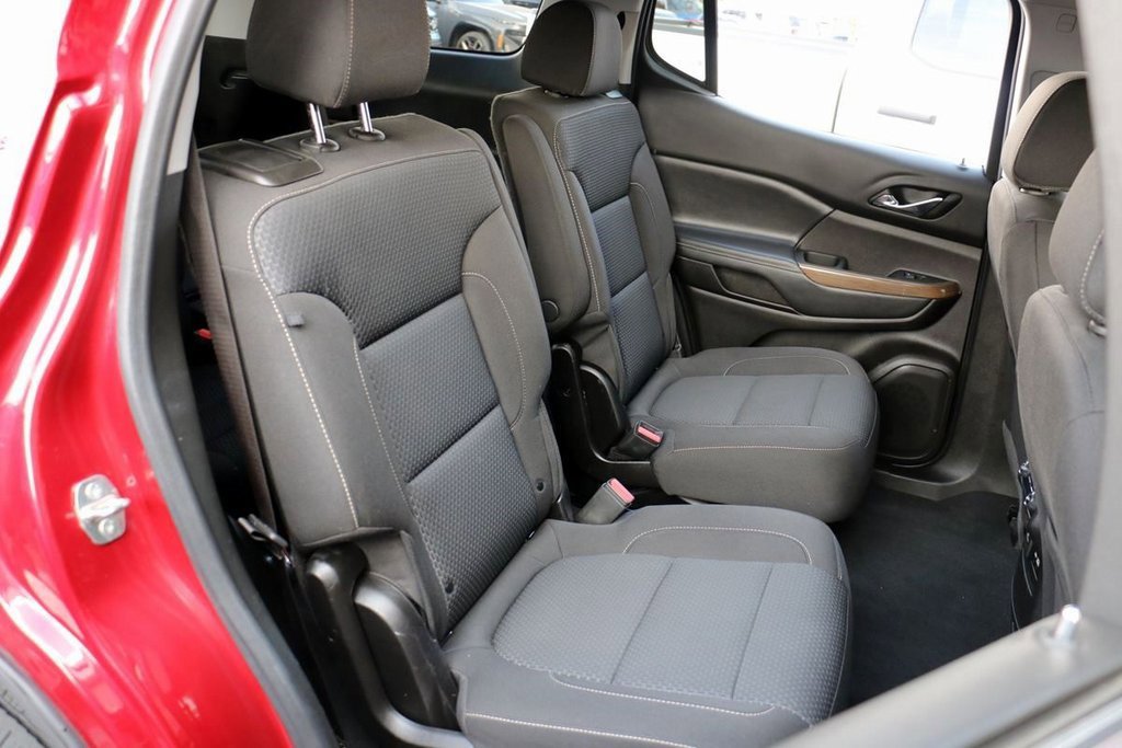 Used 2022 GMC Acadia SLE w/ Driver Convenience Package image 29