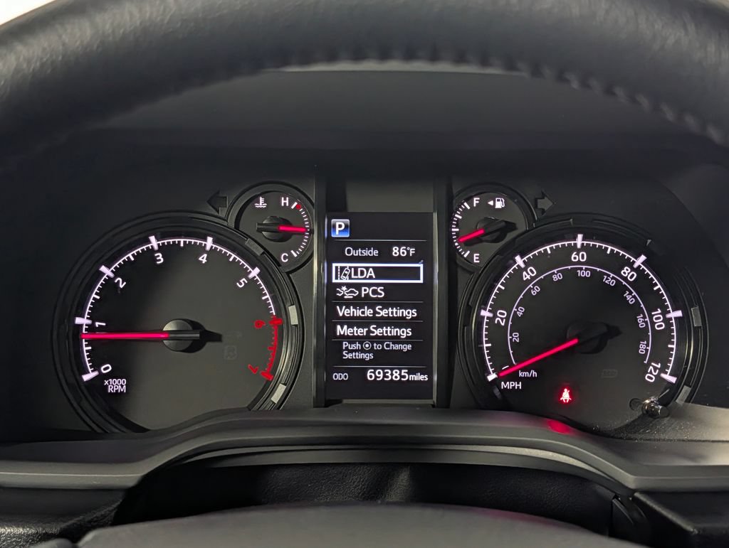 Used 2021 Toyota 4Runner SR5 Premium w/ Moonroof Package AWD/4WD image 20
