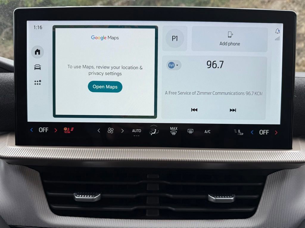 Certified 2025 Ford Explorer Active w/ Active Comfort Package image 15