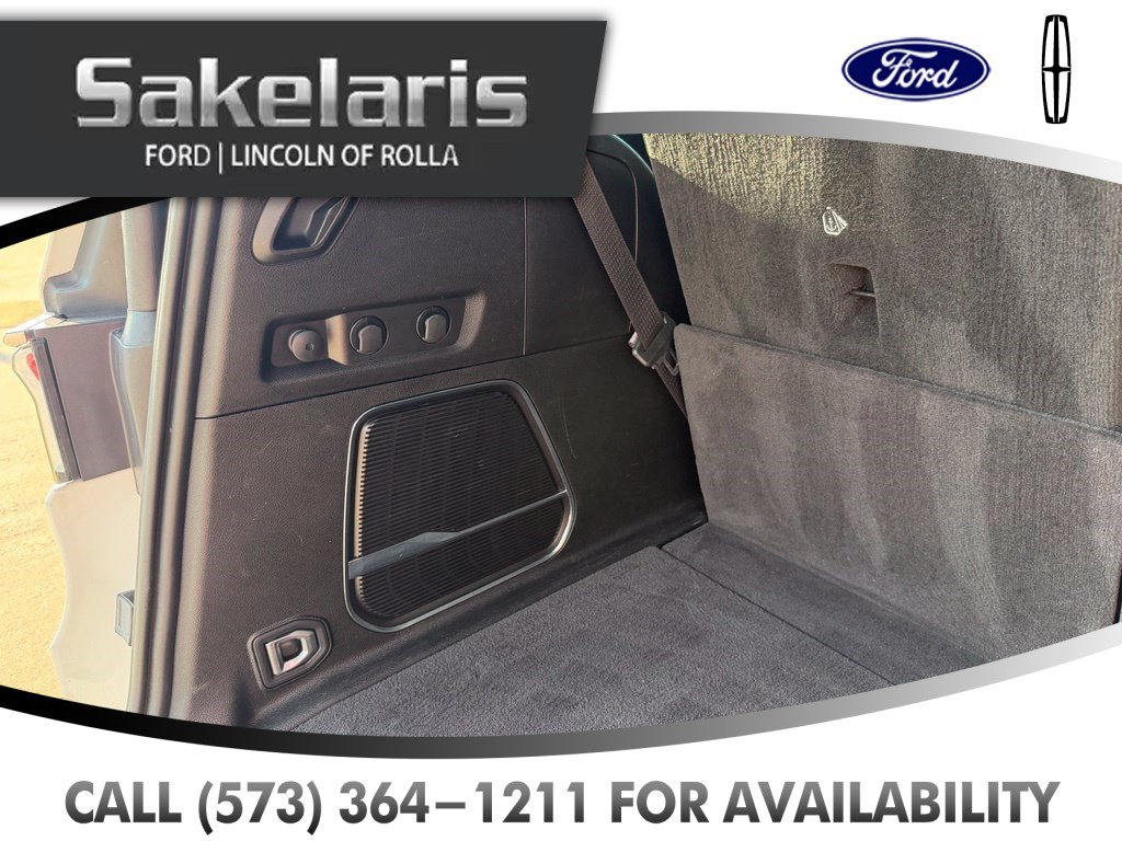 Used 2025 Jeep Wagoneer Series II w/ 8-Passenger Seating Package AWD/4WD image 43