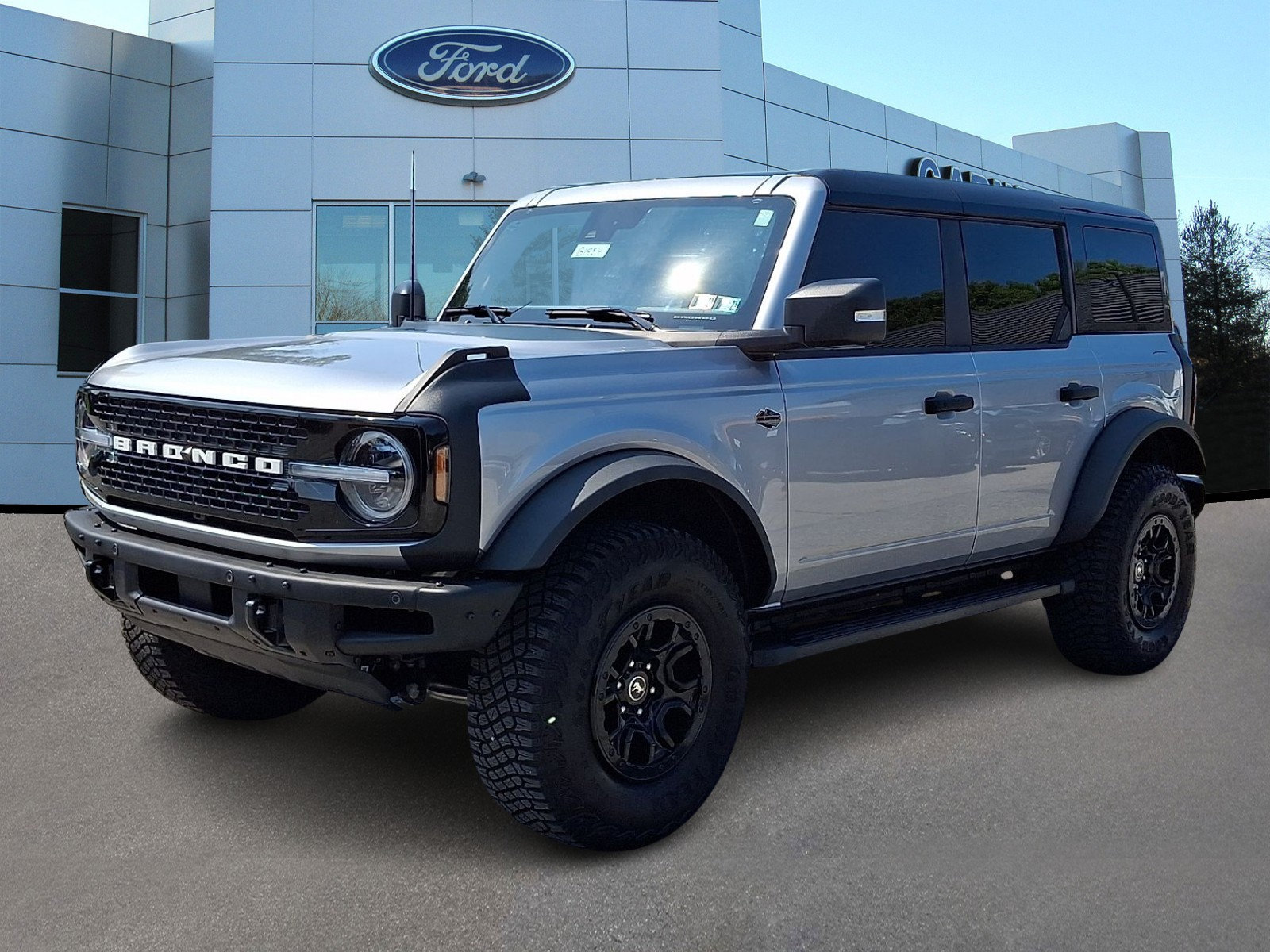 Certified 2024 Ford Bronco Wildtrak AWD/4WD image 4