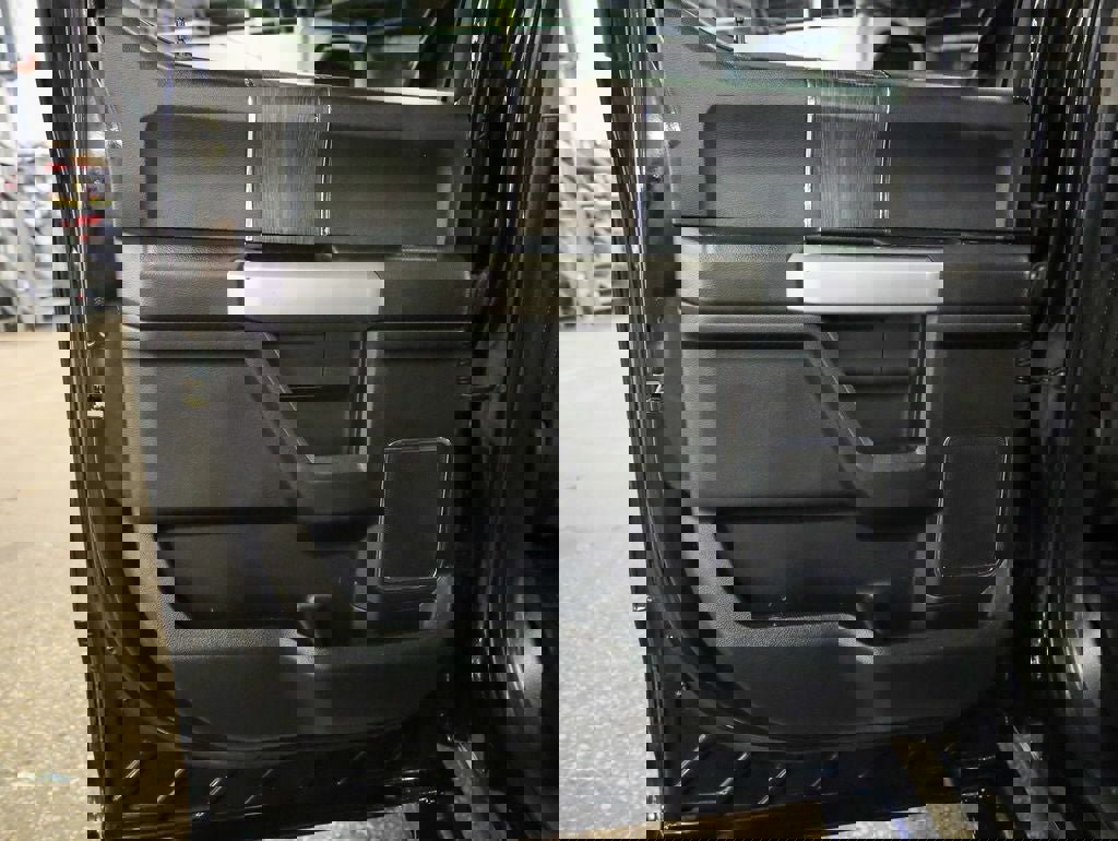 Certified 2020 Ford F250 Lariat image 13