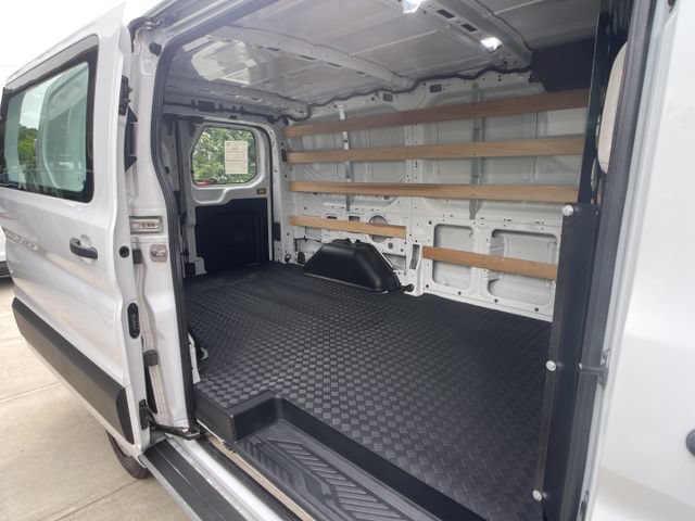 Certified 2025 Ford Transit 250 Low Roof w/ Exterior Upgrade Package RWD image 28