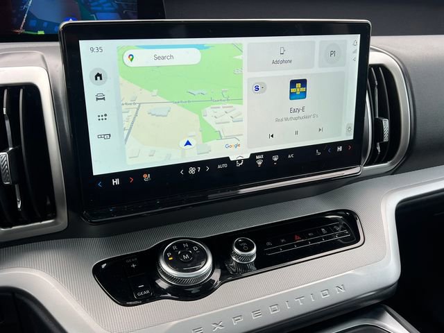 Certified 2025 Ford Expedition Max Active image 10