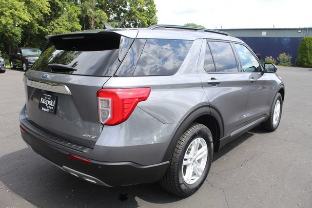 Certified 2024 Ford Explorer XLT w/ Equipment Group 202A AWD/4WD image 13