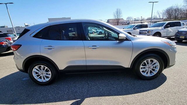 Certified 2020 Ford Escape SE AWD/4WD image 9