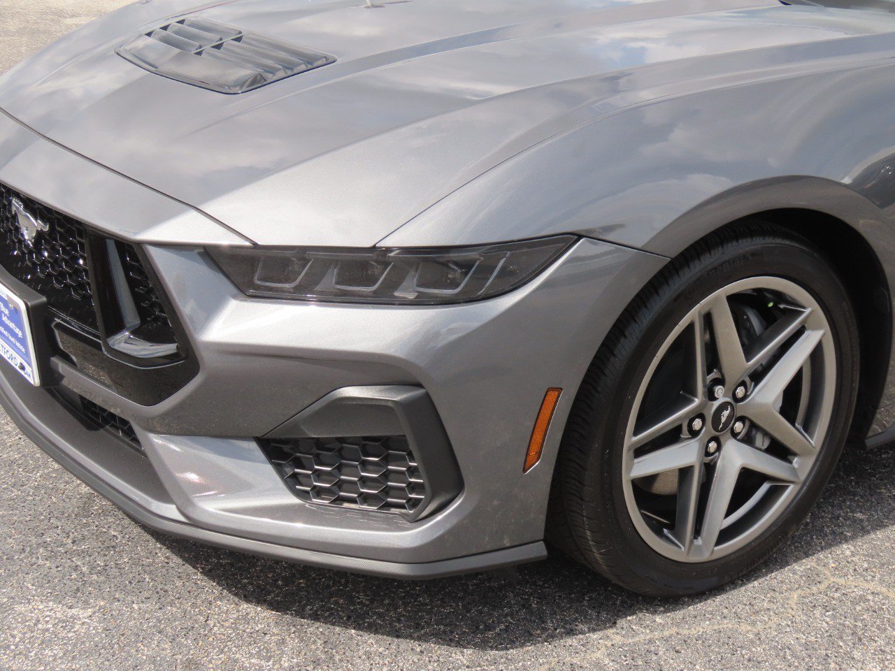 Certified 2025 Ford Mustang GT Premium RWD image 3