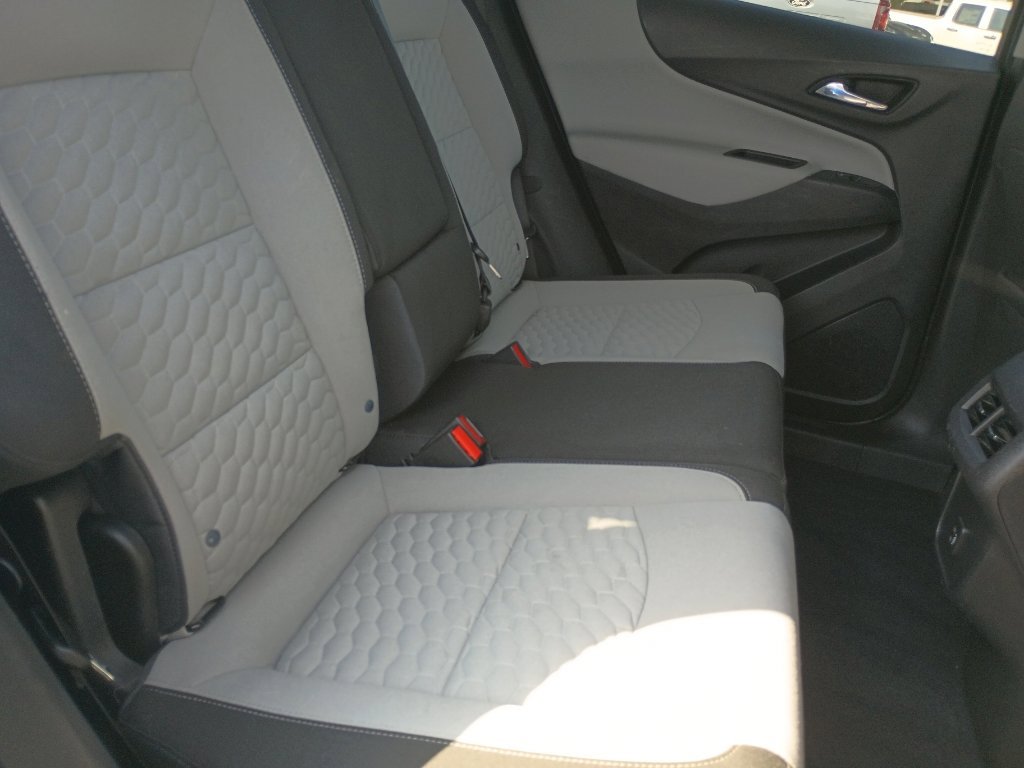 Used 2020 Chevrolet Equinox LS w/ LS Convenience Package image 30