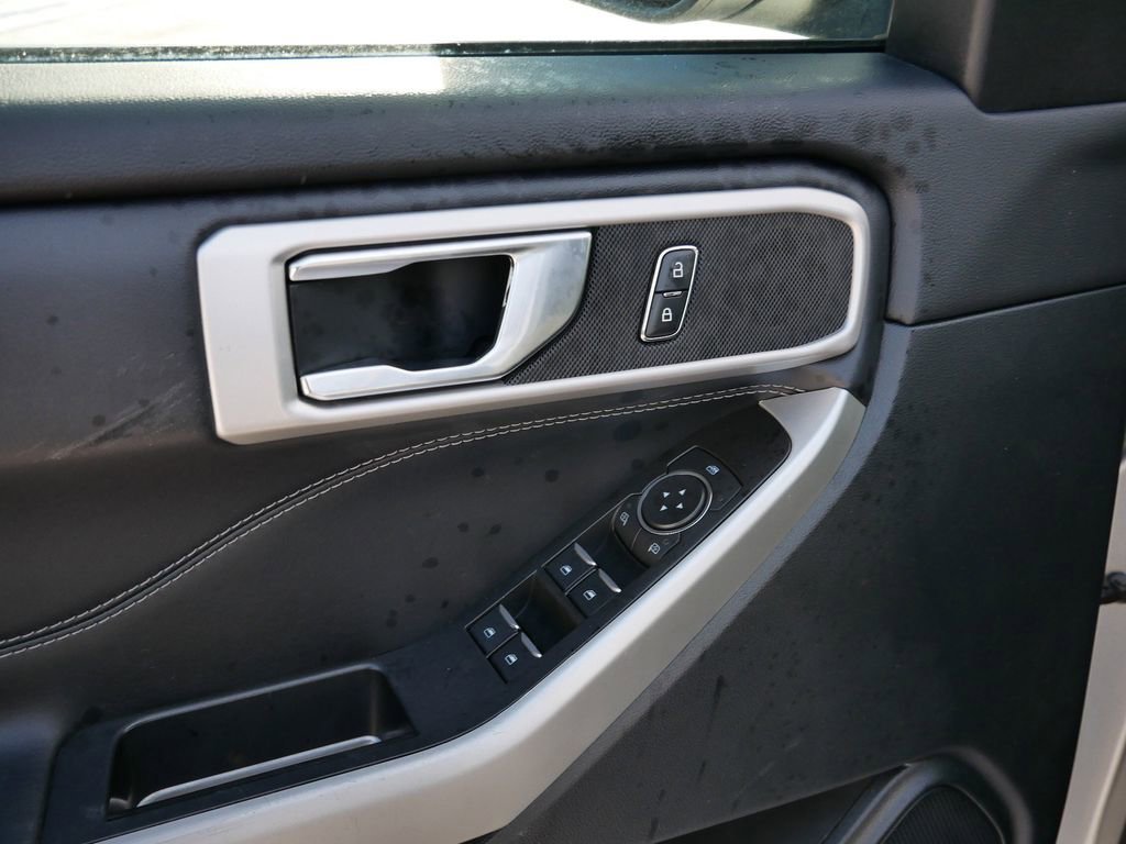 Certified 2021 Ford Explorer XLT w/ Class III Trailer Tow Package image 16