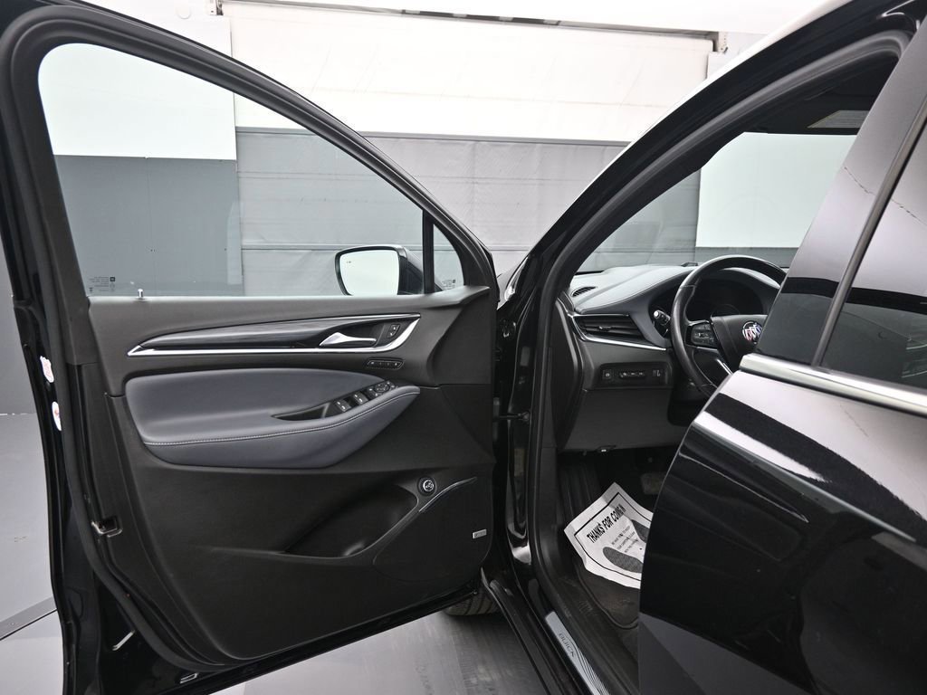 Used 2024 Buick Enclave Premium image 36