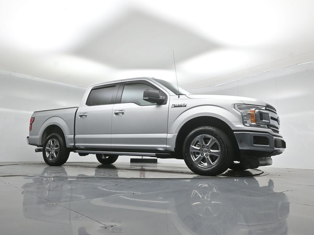 Certified 2018 Ford F150 XLT w/ Equipment Group 301A Mid image 2