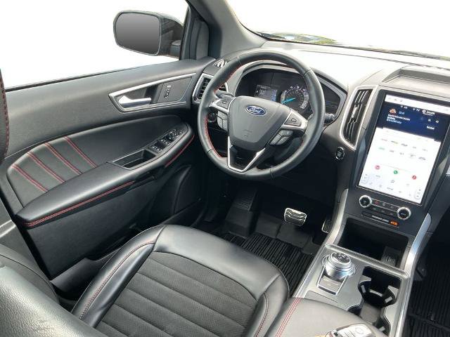 Certified 2024 Ford Edge ST-Line AWD/4WD image 30