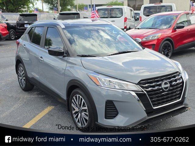 Used 2023 Nissan Kicks SV image 5