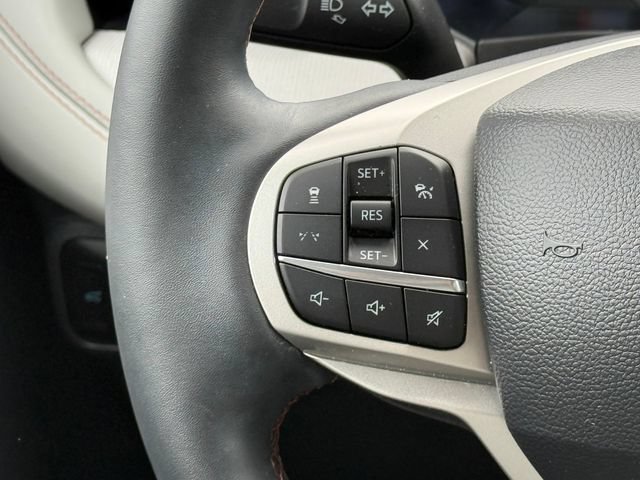 Certified 2025 Ford Explorer Active w/ Active Comfort Package AWD/4WD image 31