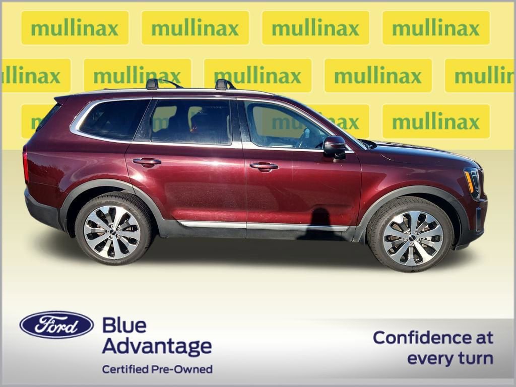 Used 2022 Kia Telluride S image 2