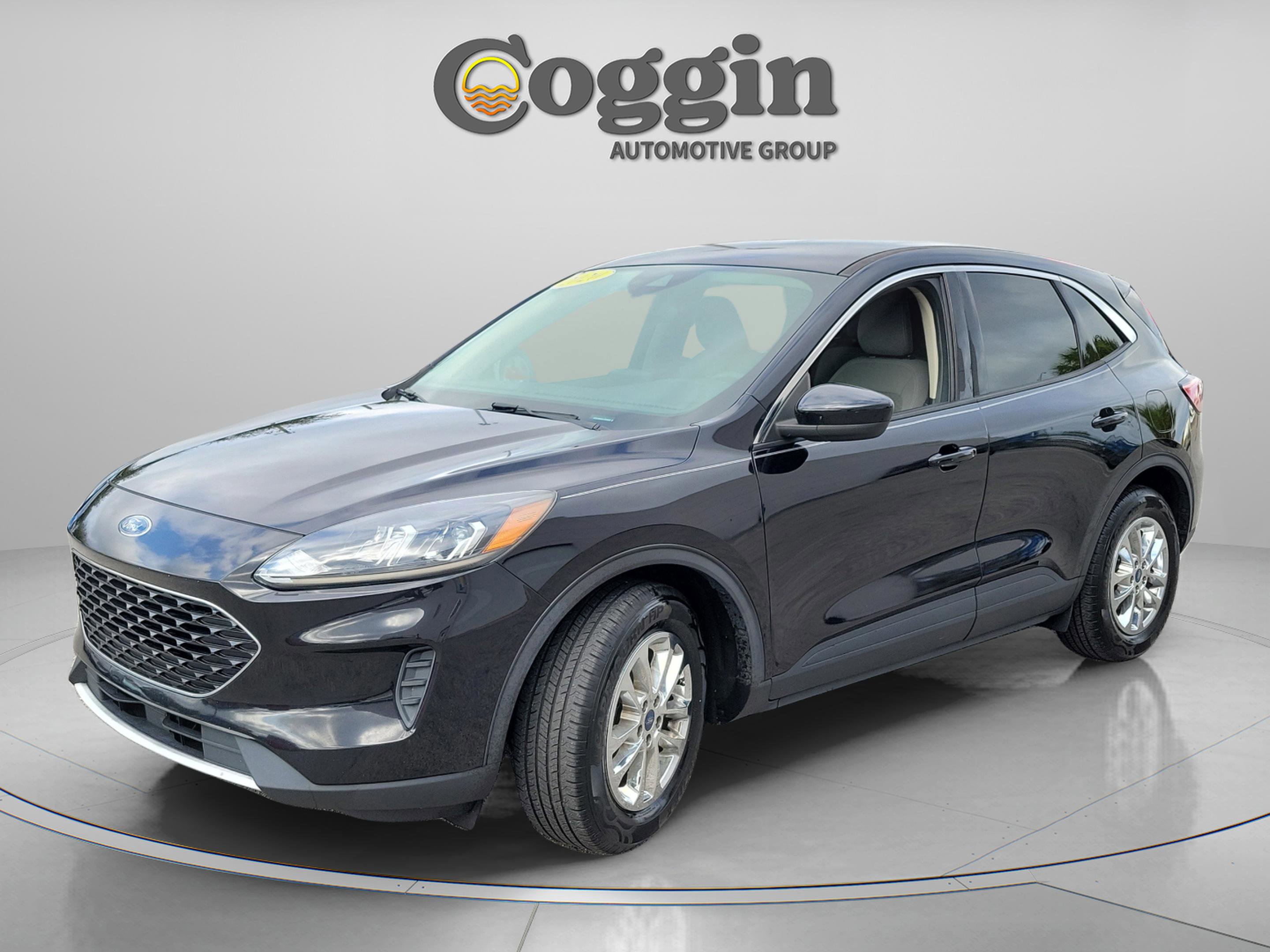 Certified 2020 Ford Escape SE