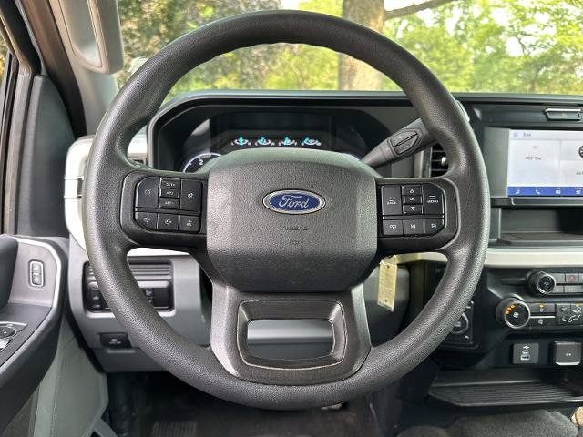 Certified 2025 Ford F350 XLT AWD/4WD image 12