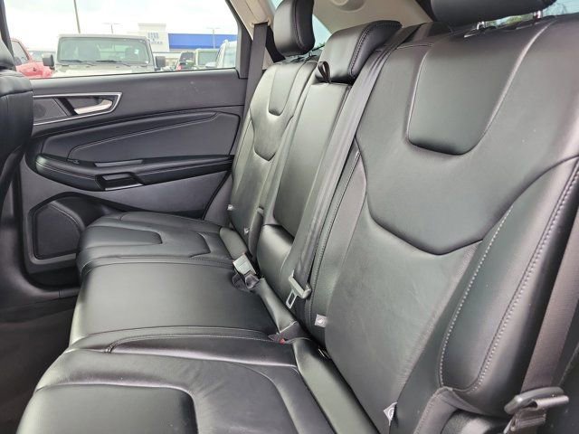 Certified 2022 Ford Edge Titanium image 17