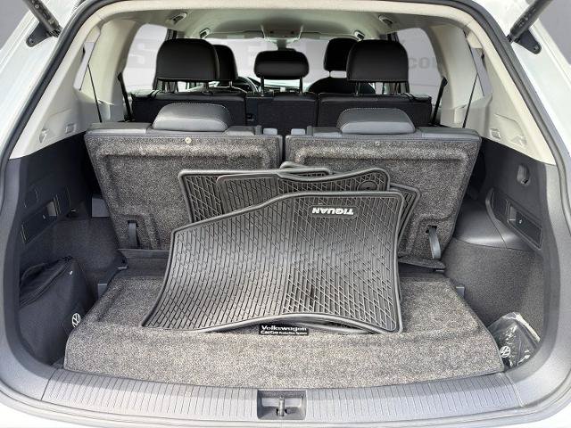 Used 2023 Volkswagen Tiguan SE FWD image 24