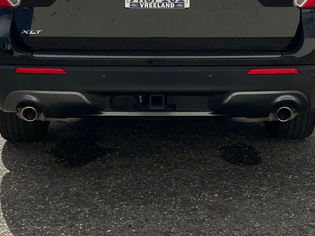 Certified 2024 Ford Explorer XLT w/ Equipment Group 202A image 19