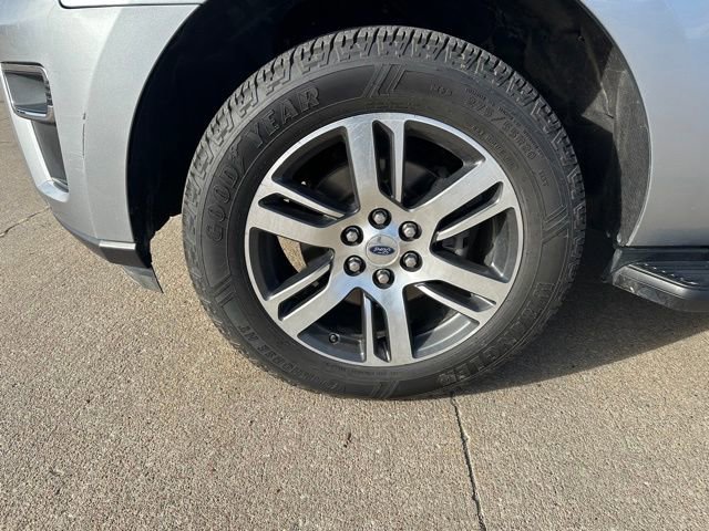 Certified 2024 Ford Expedition Max Limited image 11