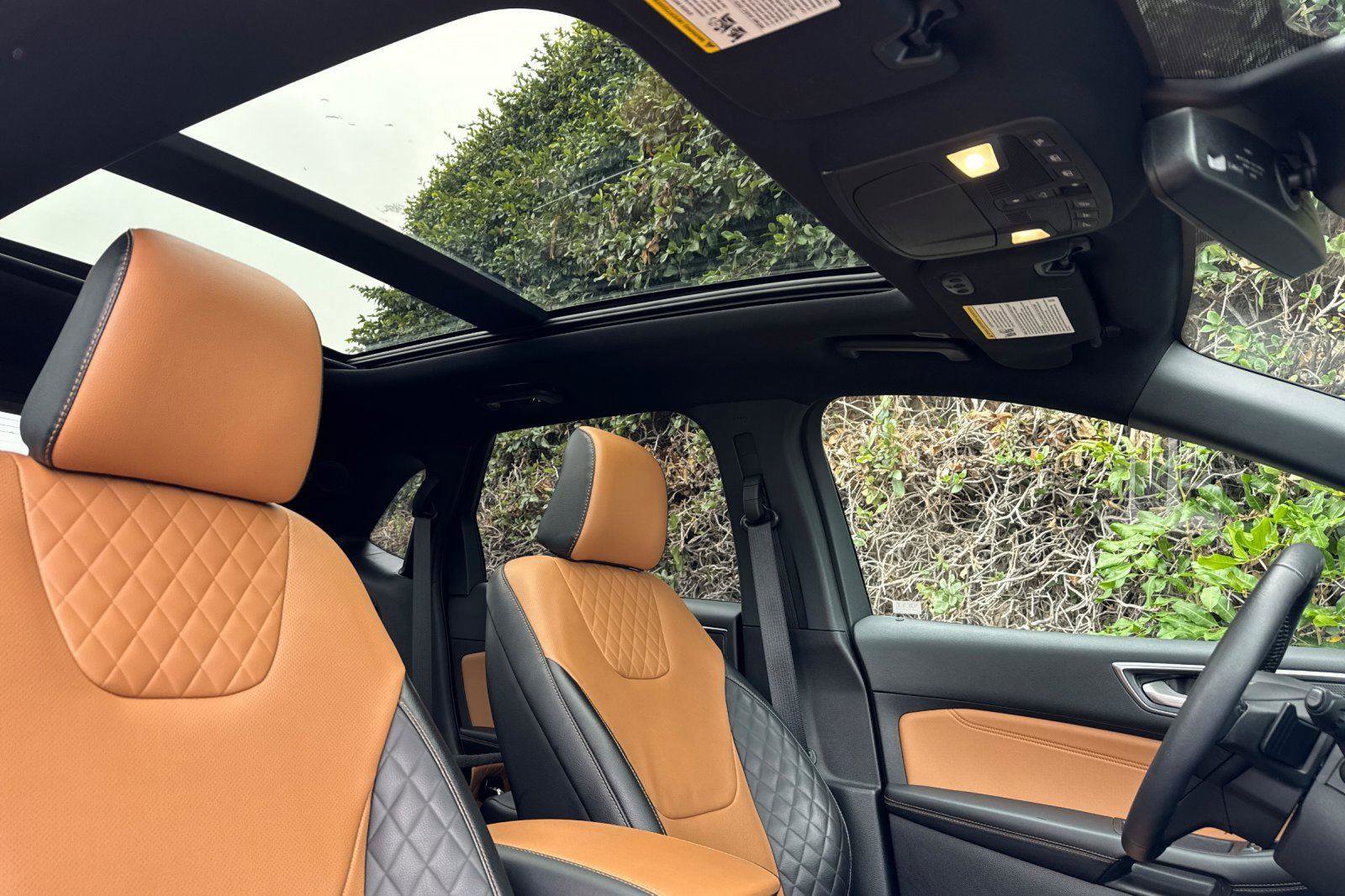 Certified 2024 Ford Edge Titanium w/ Titanium Elite Package image 14