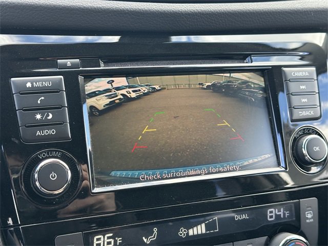 Used 2020 Nissan Rogue SV image 23