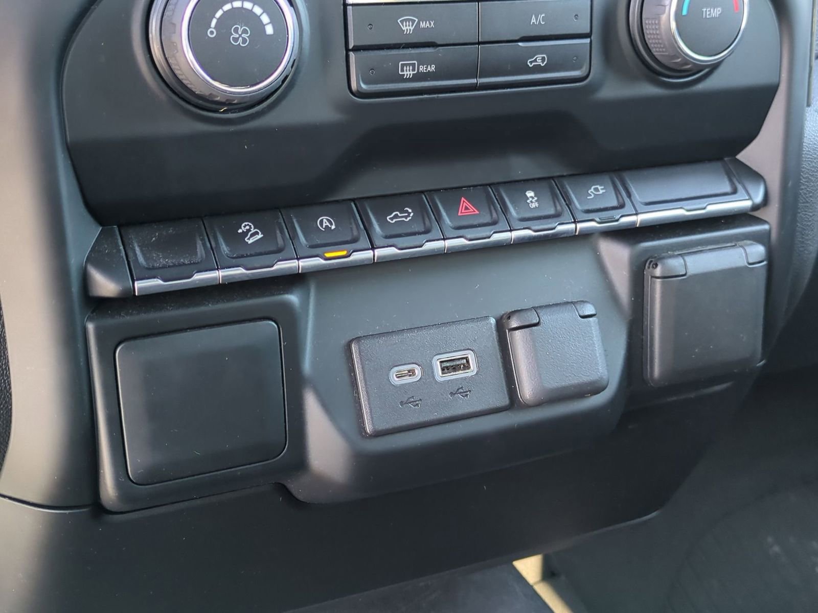 Used 2022 Chevrolet Silverado 1500 Custom Trail Boss w/ Safety Confidence Package image 34