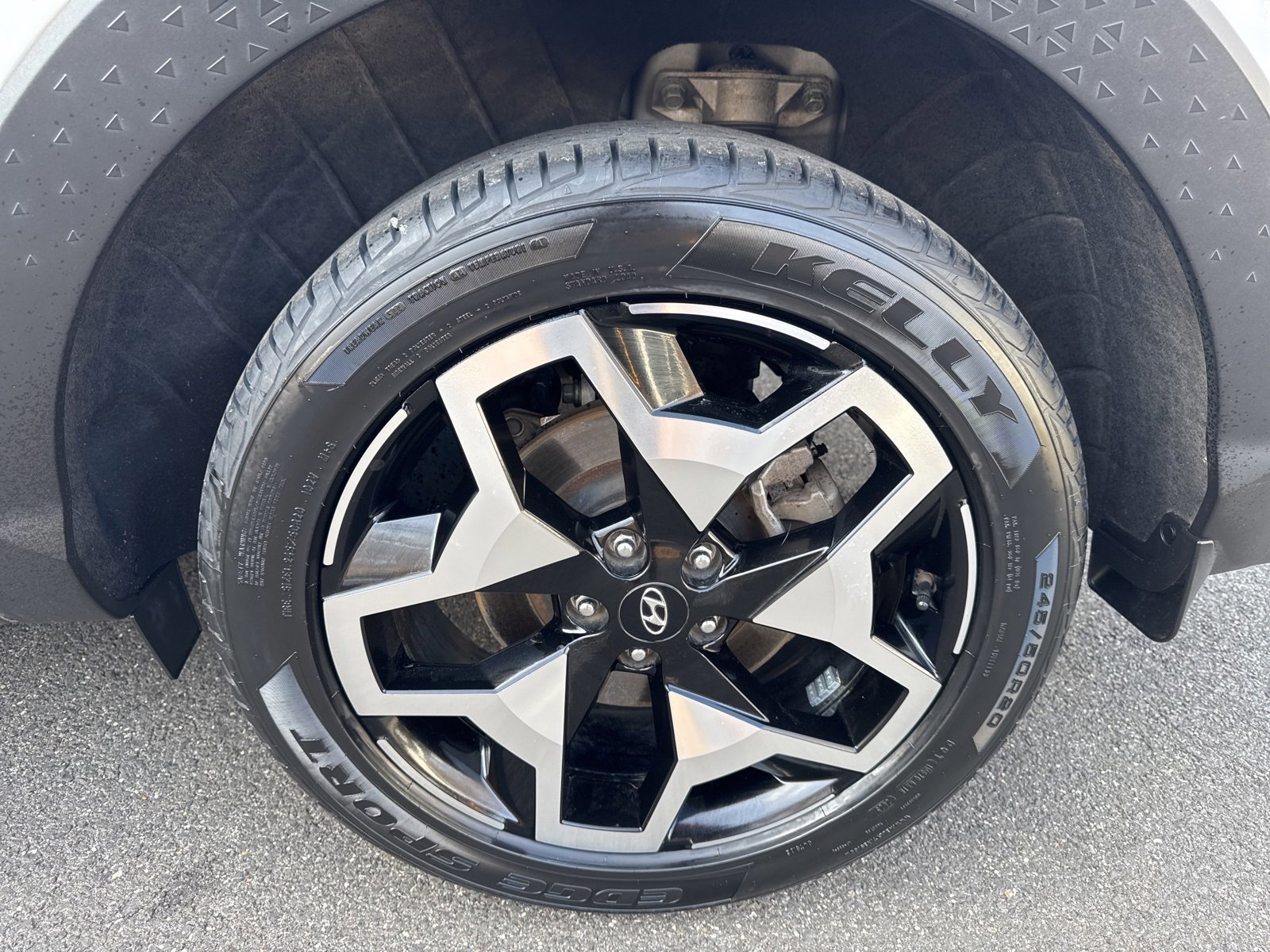 Used 2023 Hyundai Santa Cruz Limited image 15