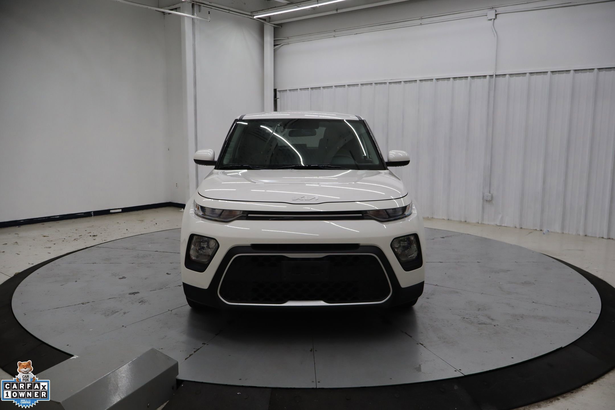 Used 2022 Kia Soul LX image 8