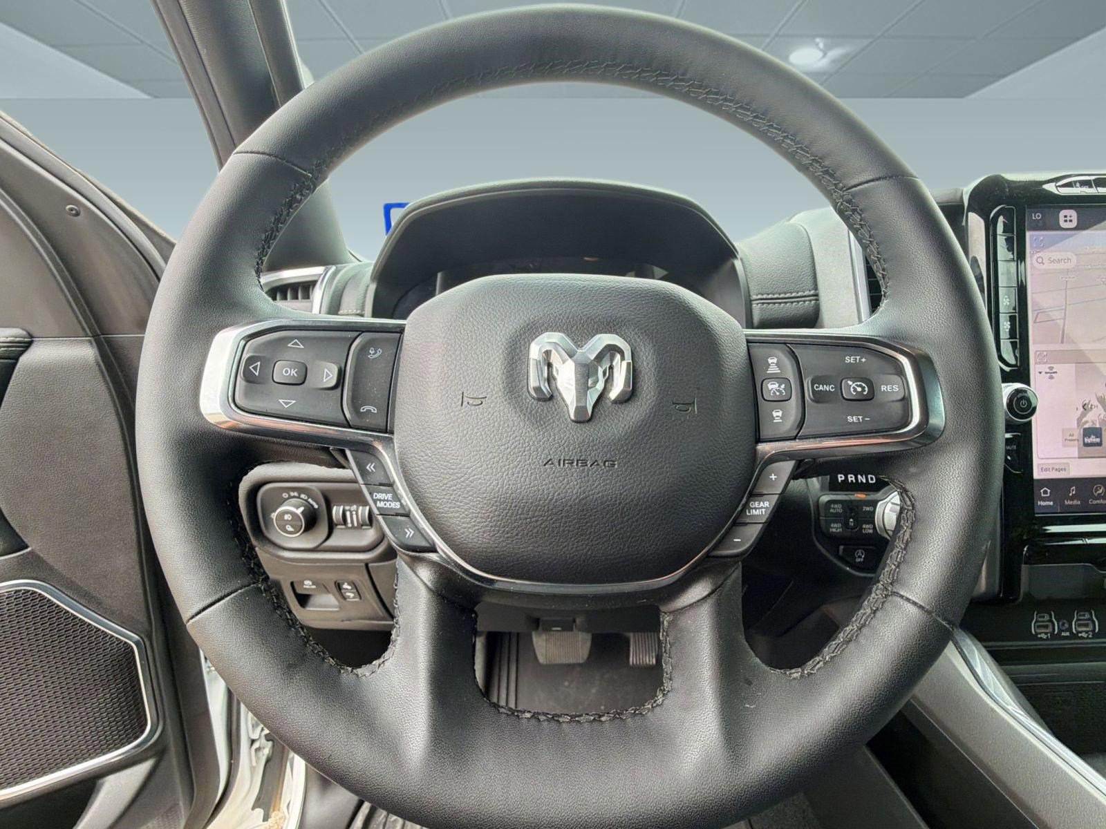 Used 2025 RAM 1500 Laramie w/ Sport Appearance Package AWD/4WD image 15