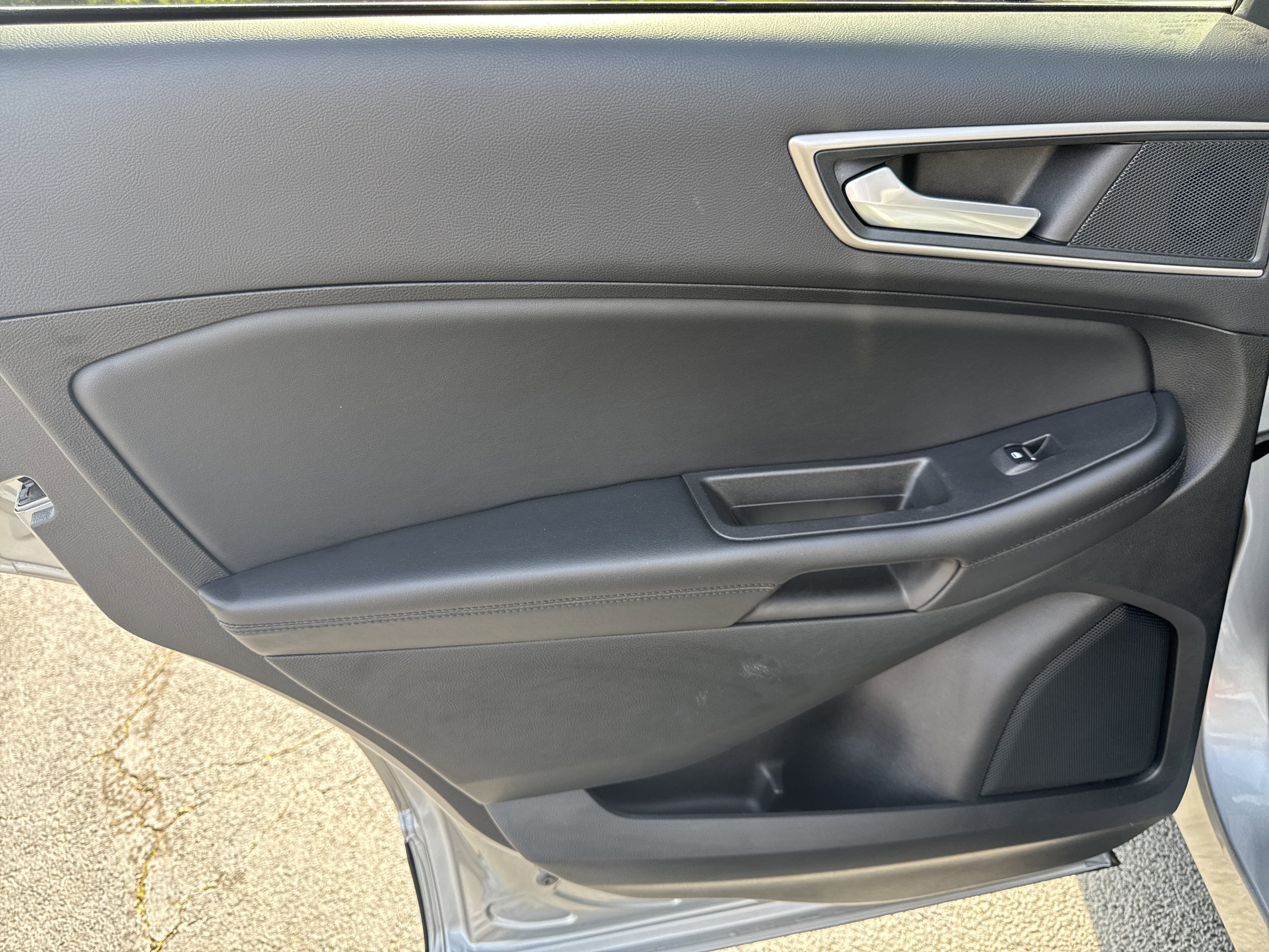 Certified 2024 Ford Edge SEL image 23