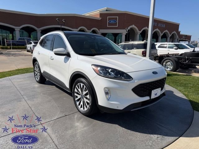 Certified 2022 Ford Escape Titanium w/ Class II Trailer Tow Package