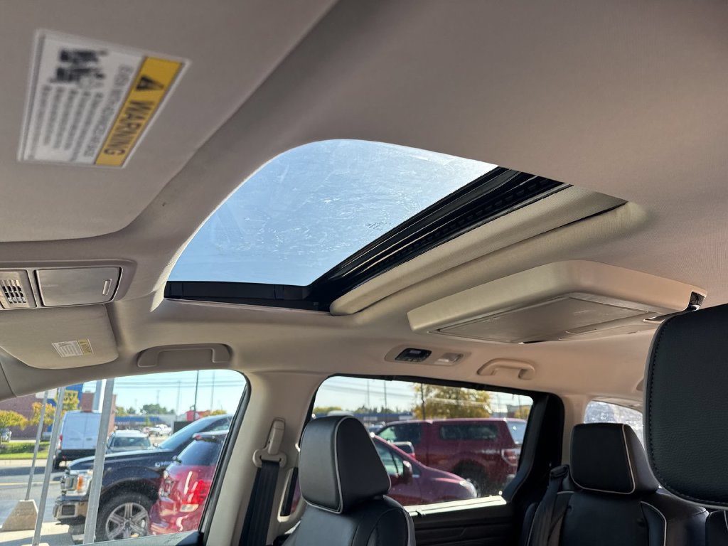 Used 2025 Honda Odyssey Touring image 15