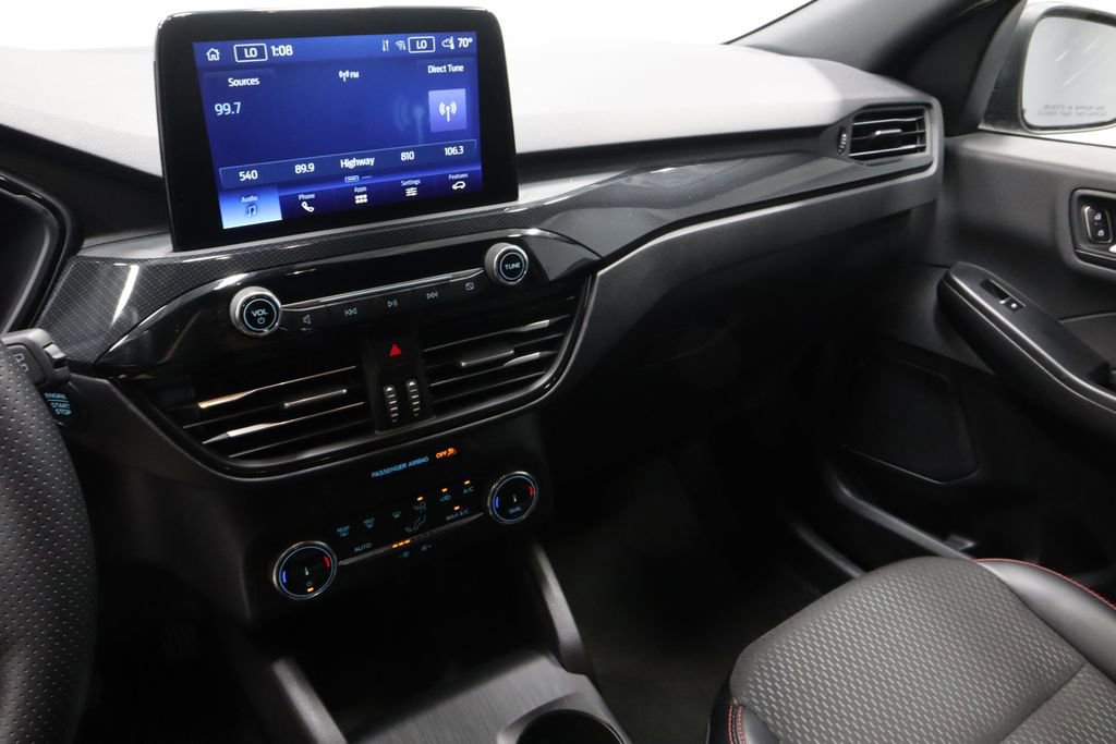 Certified 2025 Ford Escape ST-Line AWD/4WD image 29