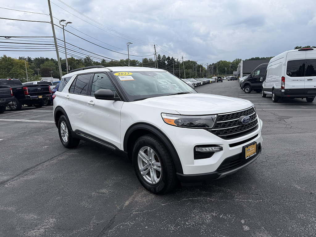 Certified 2023 Ford Explorer XLT w/ Equipment Group 202A AWD/4WD image 10