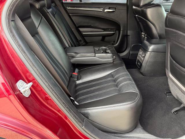 Used 2019 Chrysler 300 S RWD image 7