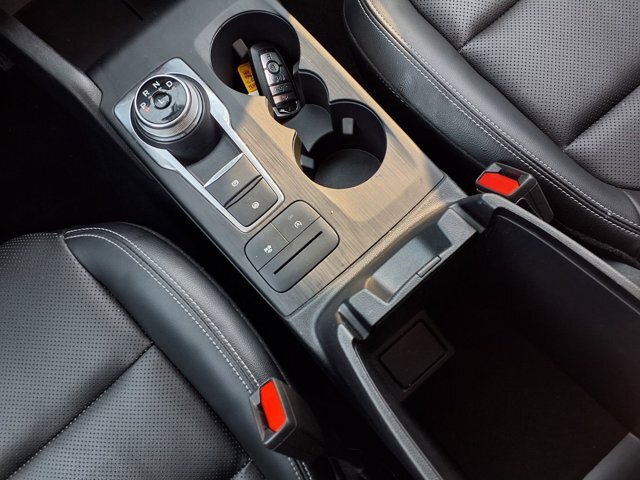 Certified 2022 Ford Escape SEL AWD/4WD image 13