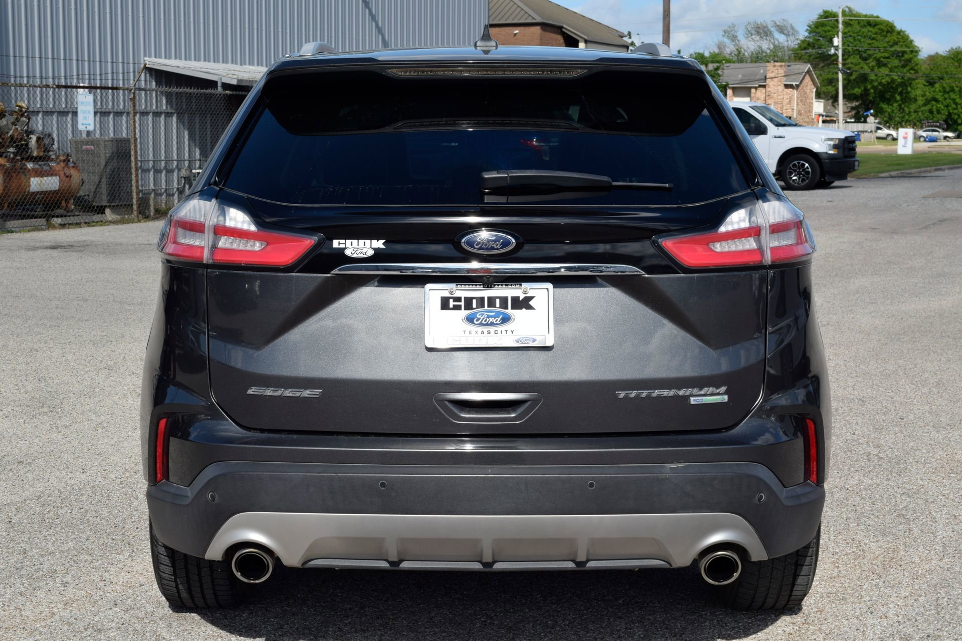 Certified 2020 Ford Edge Titanium image 5