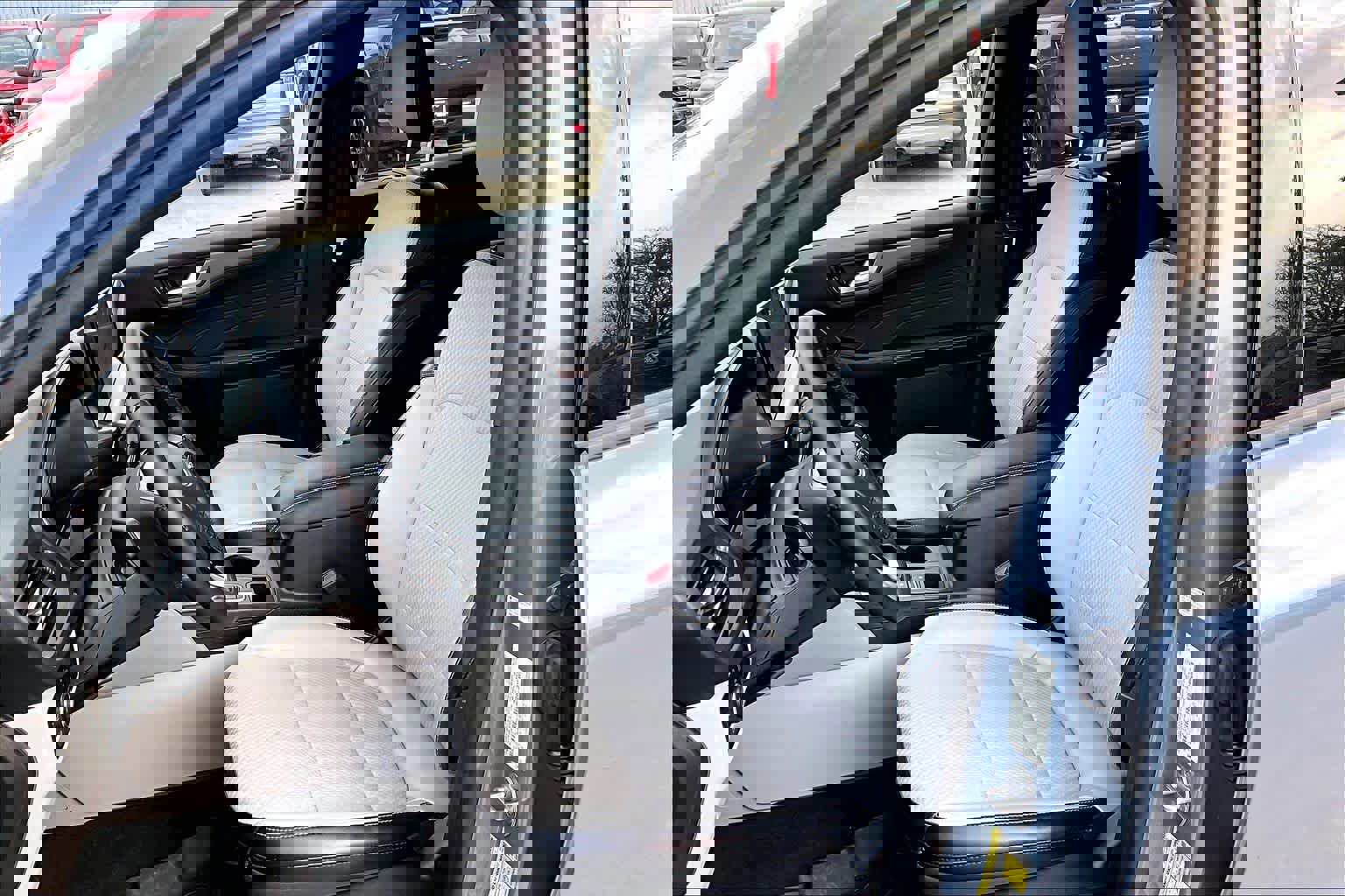 Certified 2023 Ford Escape SE image 10