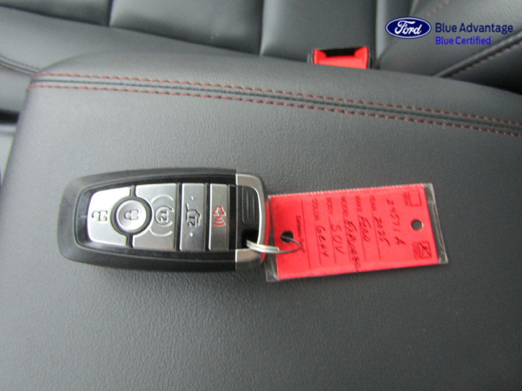 Certified 2025 Ford Explorer Active w/ Active Comfort Package AWD/4WD image 41
