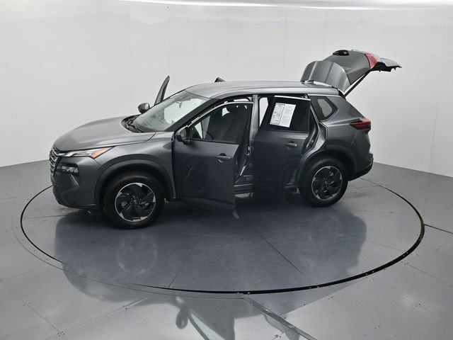 Used 2024 Nissan Rogue SV AWD/4WD image 47