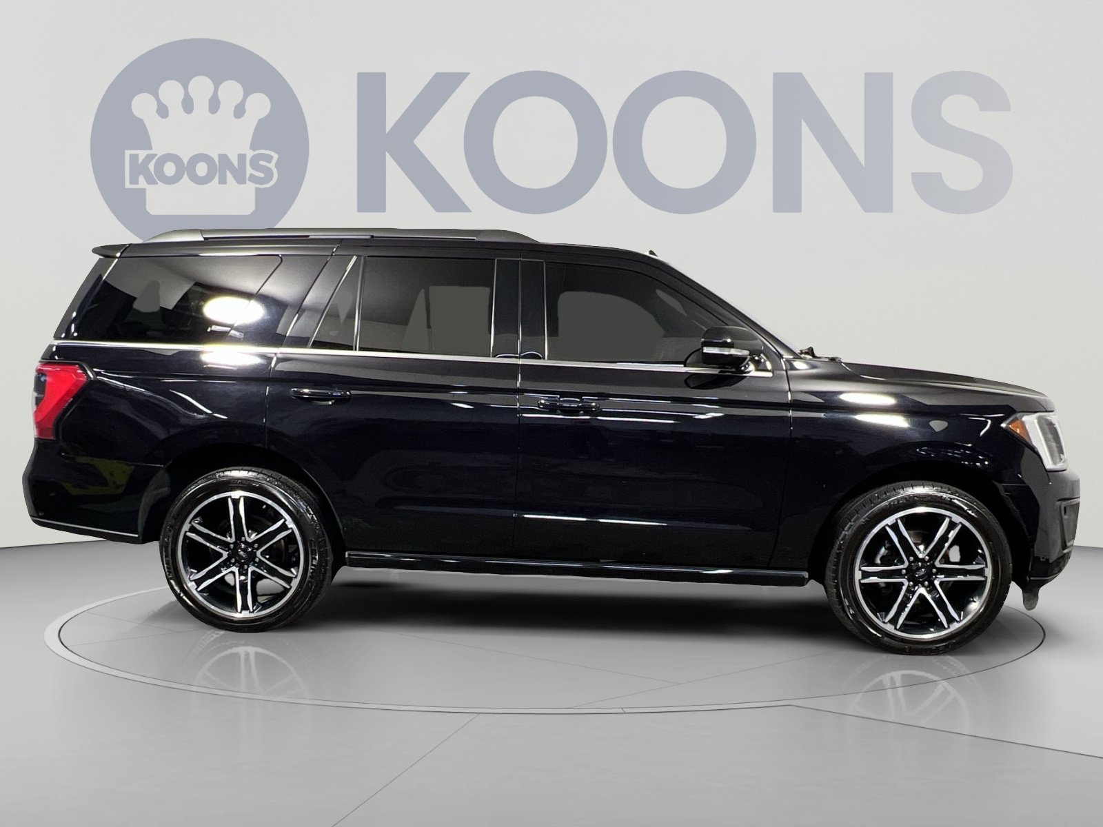 Certified 2019 Ford Expedition Limited w/ Equipment Group 303A AWD/4WD image 5