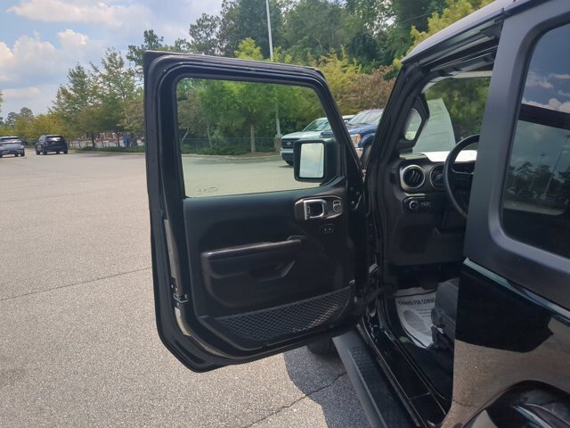 Used 2021 Jeep Wrangler Sport AWD/4WD image 13