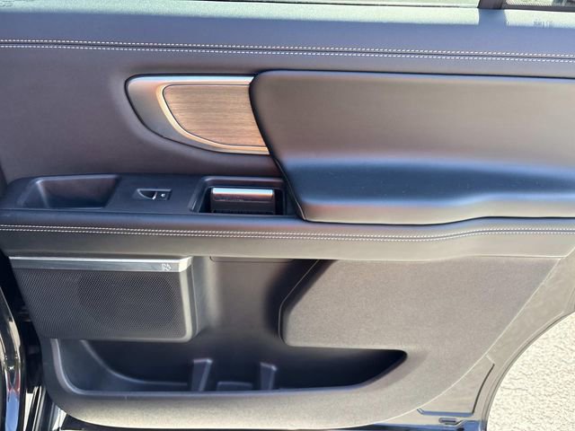 Certified 2025 Ford Expedition Max Platinum AWD/4WD image 21