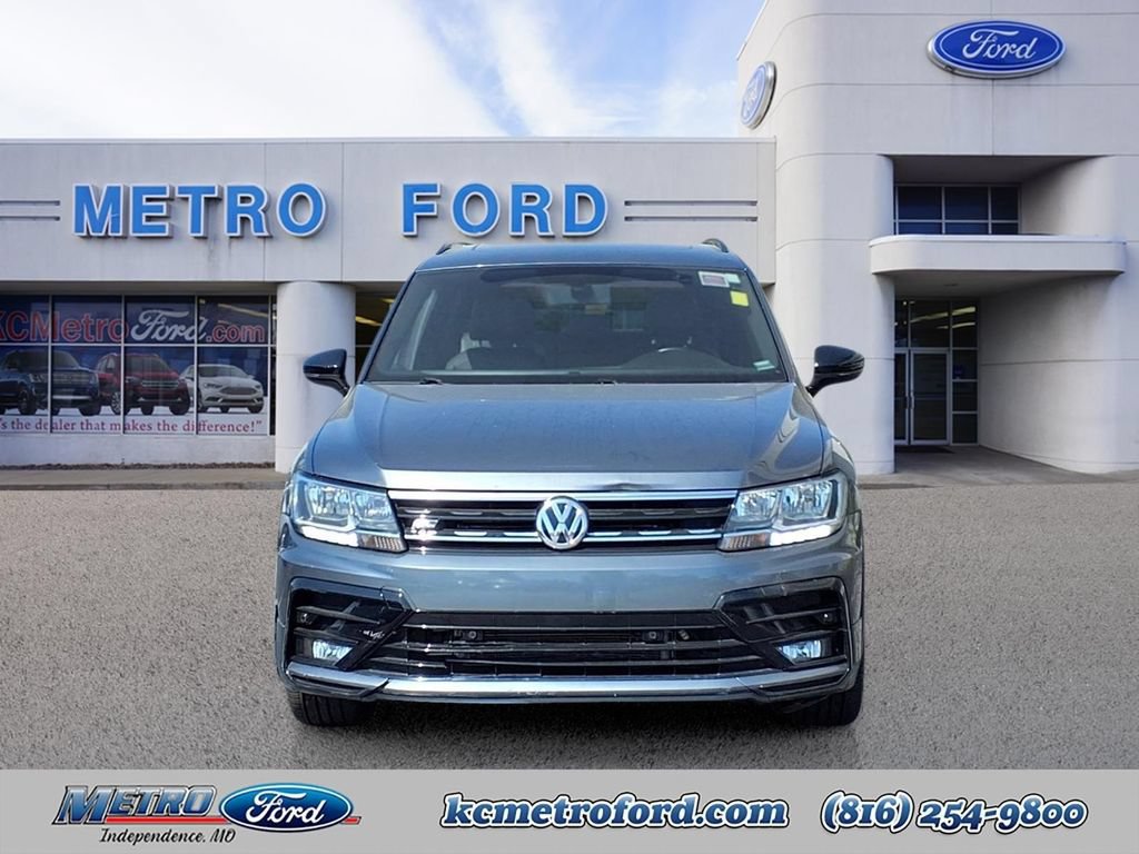 Used 2020 Volkswagen Tiguan SE R-Line FWD image 8