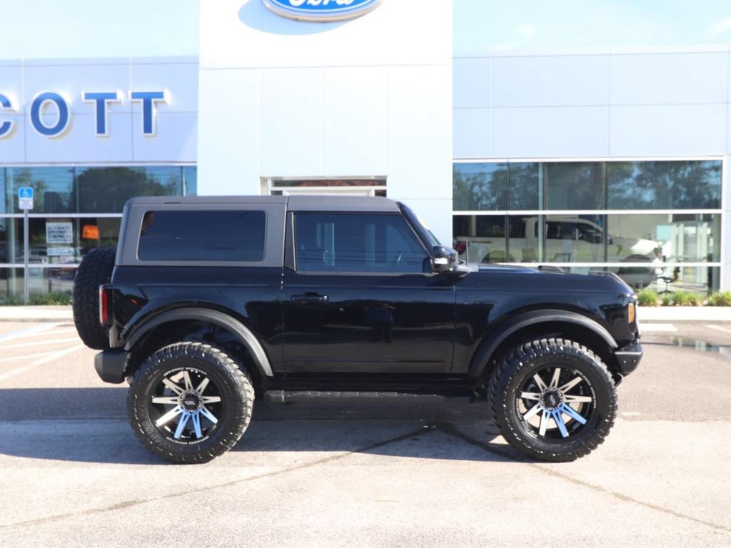 Certified 2023 Ford Bronco Outer Banks w/ Sasquatch Package AWD/4WD image 16