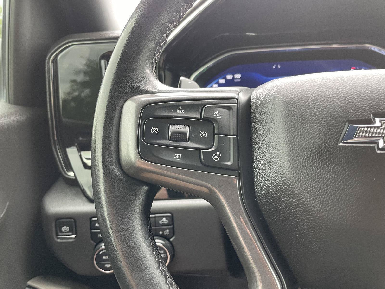 Used 2023 Chevrolet Silverado 1500 ZR2 w/ Technology Package AWD/4WD image 13