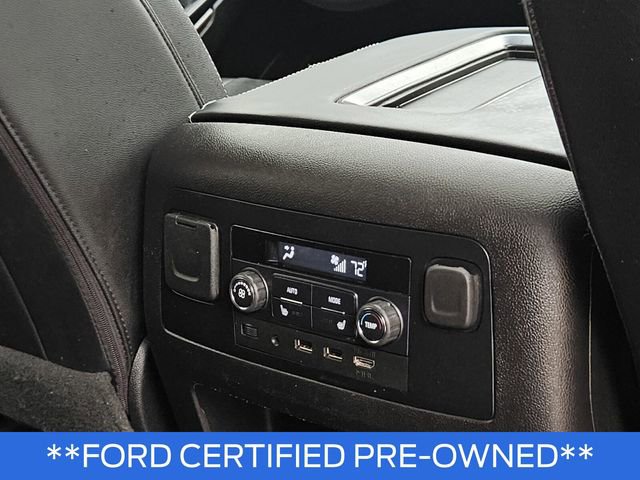 Used 2018 GMC Yukon XL SLT w/ Premium Edition RWD image 16